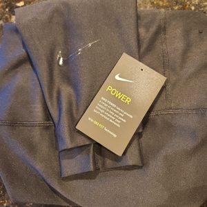 Nike Womens Sculpt Victory Tight Fit Yoga Leggings